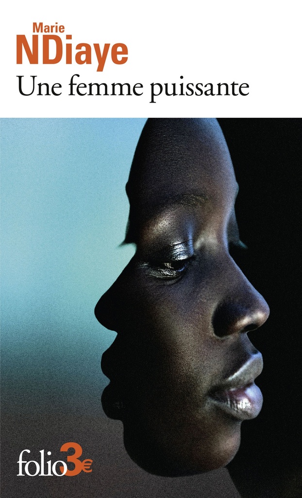 [9782073028259] Une femme puissante
